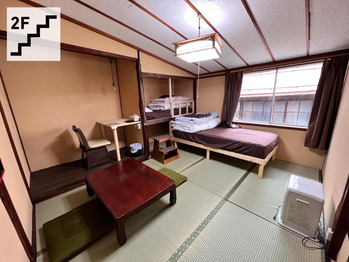Hostel Murasaki Ryokan Takayama  Exterior foto